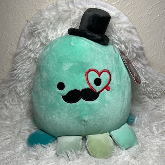 Squishmallows Other - Eiko the octopus 8” Squishmallow